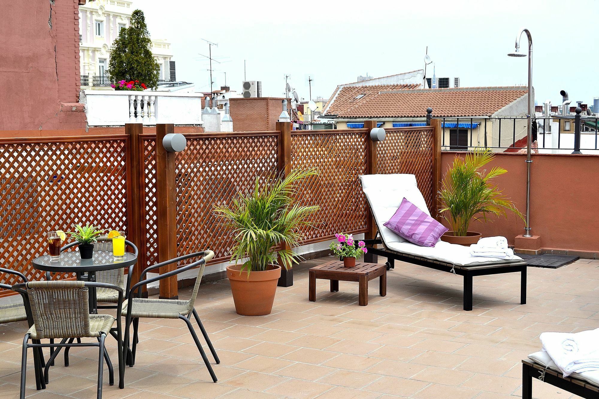 New Point Madrid Apartments Eksteriør bilde